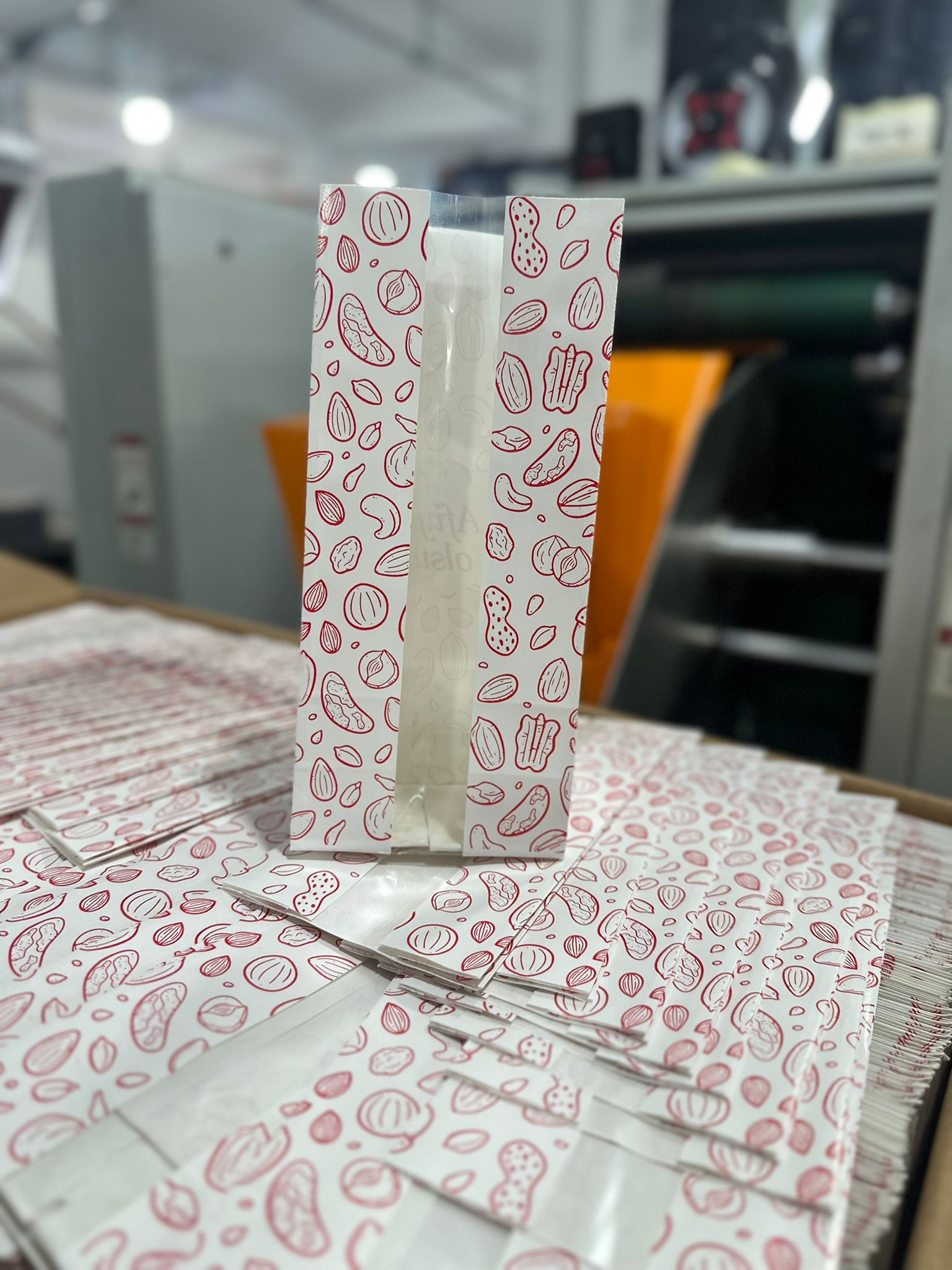 PENCERELİ KESE KAĞIDI 